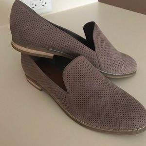 Women’s Indigo Ankle High Slip Loafer shoe